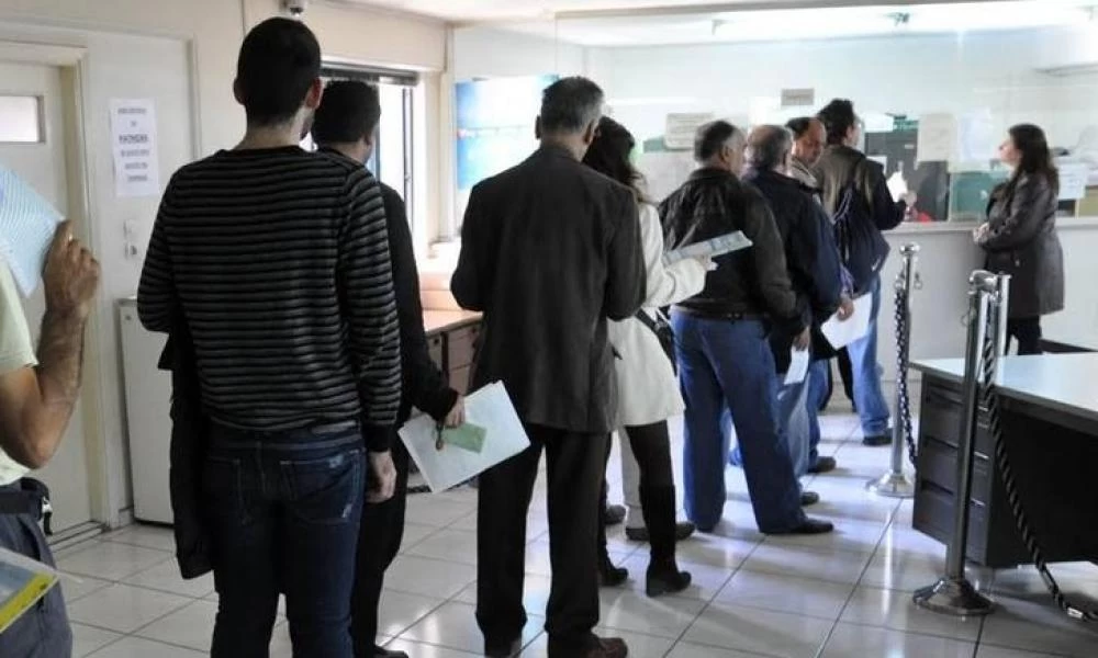 Εφορίες: Τέλος η πολύωρη αναμονή στα γκισέ - Έτσι θα γίνονται οι δηλώσεις